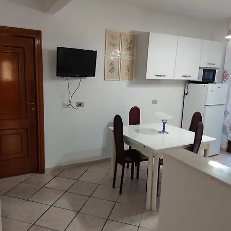 Il Glicine Apartment